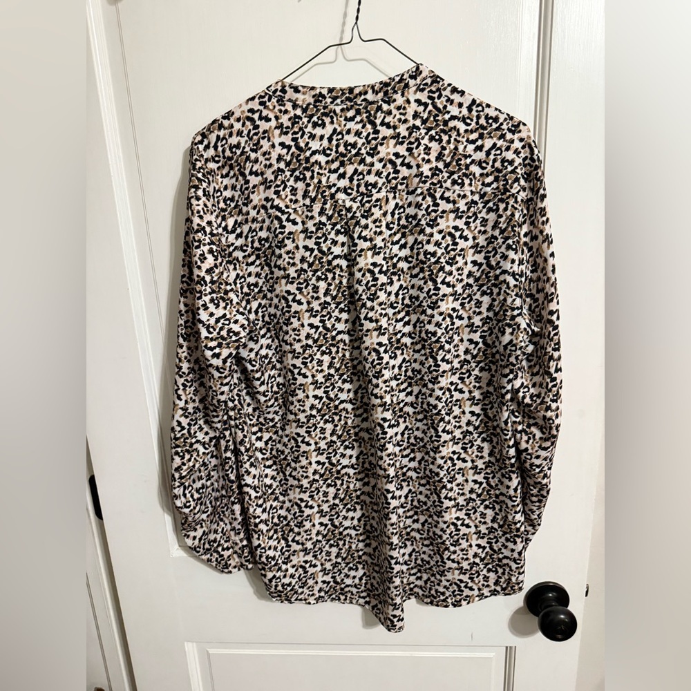 Jones New York Leopard Print Button Down Shirt - Picture 4 of 4
